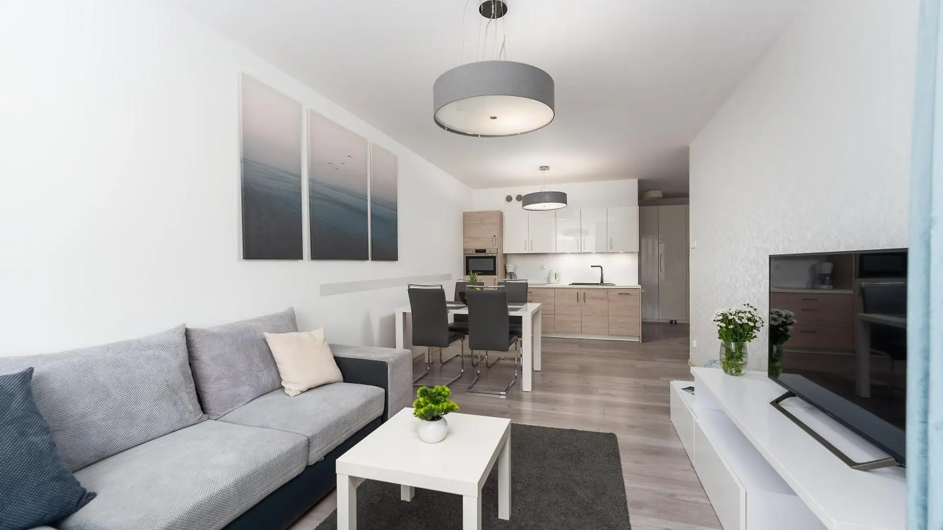 Apartment Apartamenty Fenomen - Pearl, Polanki Park W Kolobrzegu Z Basenem I Parkingiem Poland